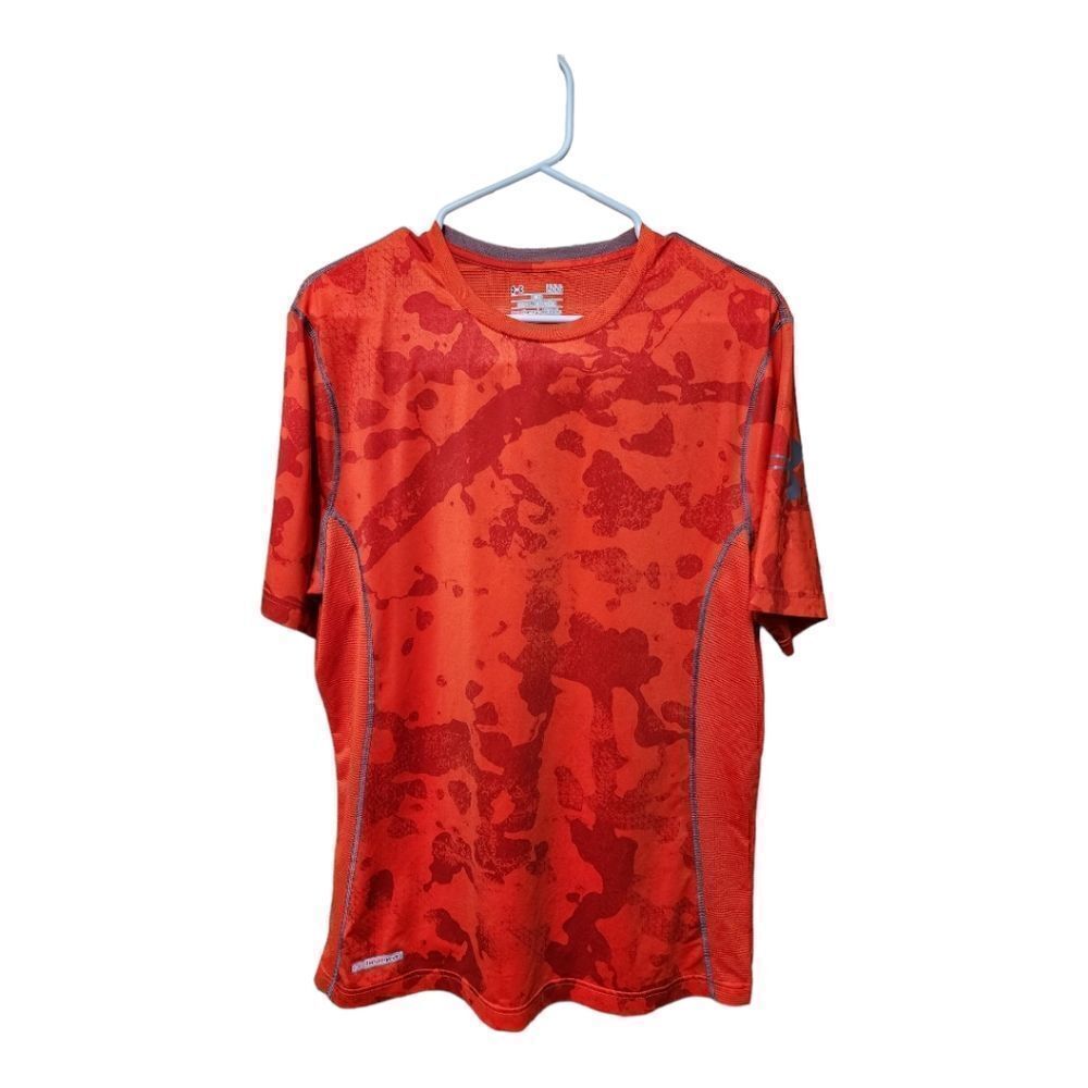 1410 - Men’s Under Armour, Large , fitted, heat gear t-shirt